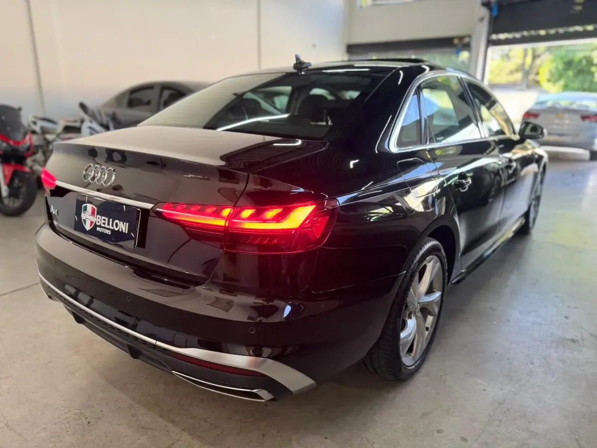 Audi A4 2.0 Prestige Plus Tfsi S-tronic 4p foto 2