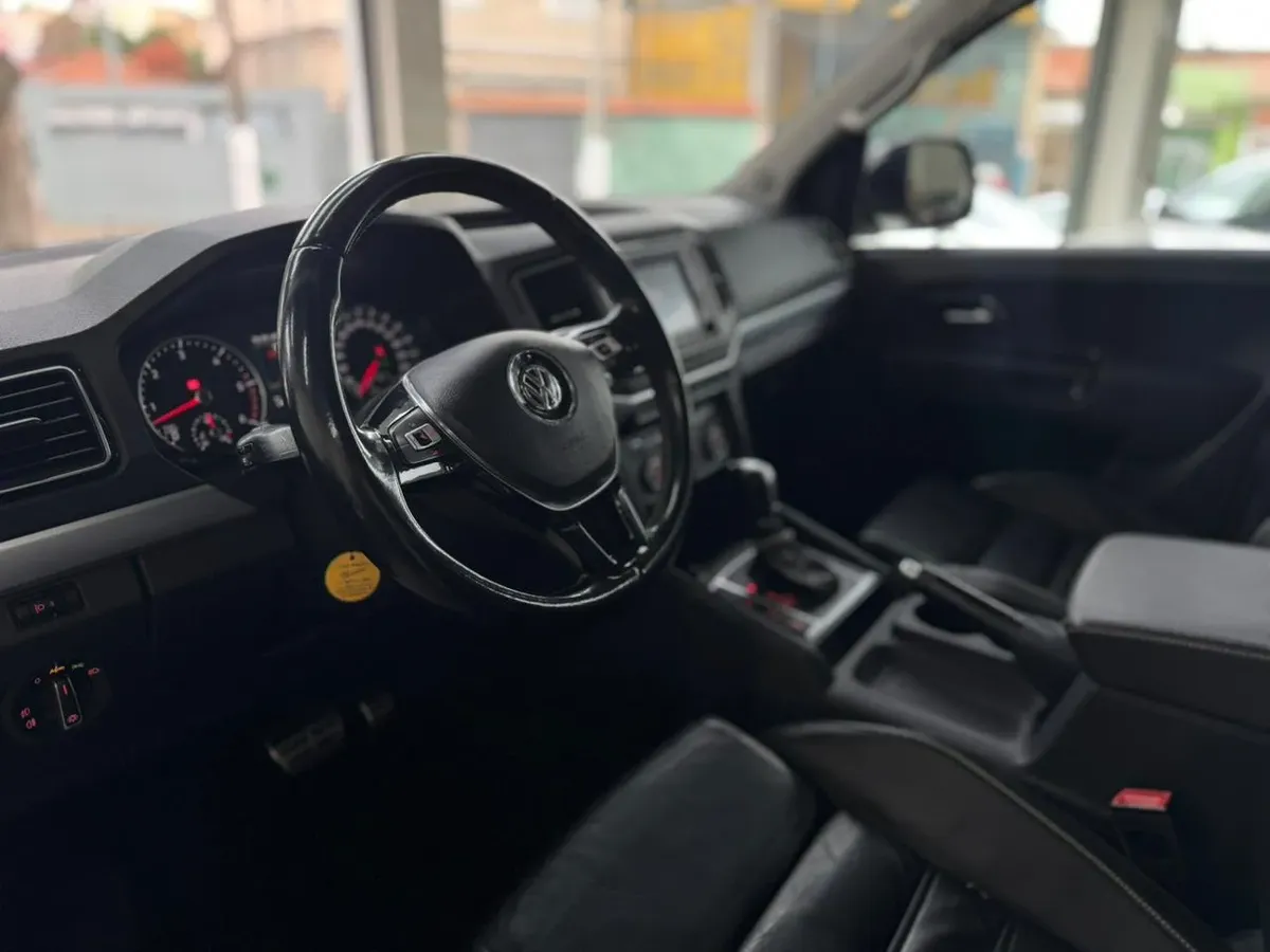 Volkswagen Amarok 3.0 Highline Extreme Cab. Dupla V6 4x4 Aut. 4p foto 11