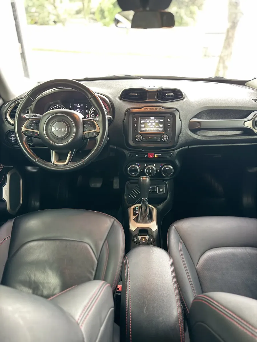 Jeep Renegade 1.8 Longitude Flex Aut. 5p foto 8