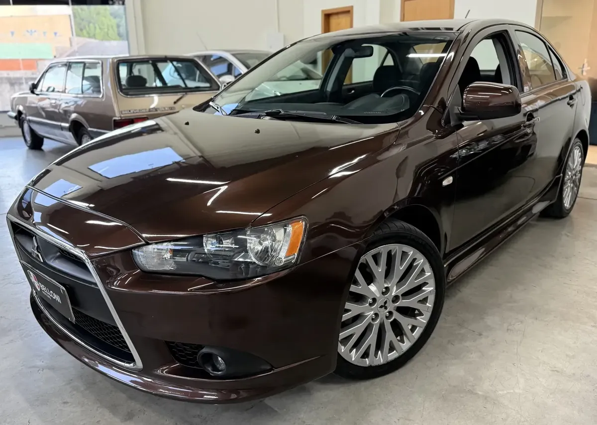 Mitsubishi Lancer 2.0 Cvt 4p