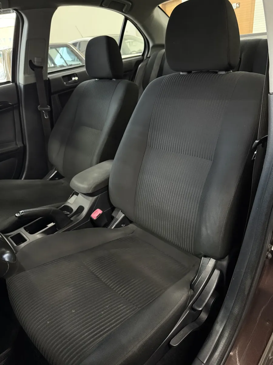 Mitsubishi Lancer 2.0 Cvt 4p foto 14
