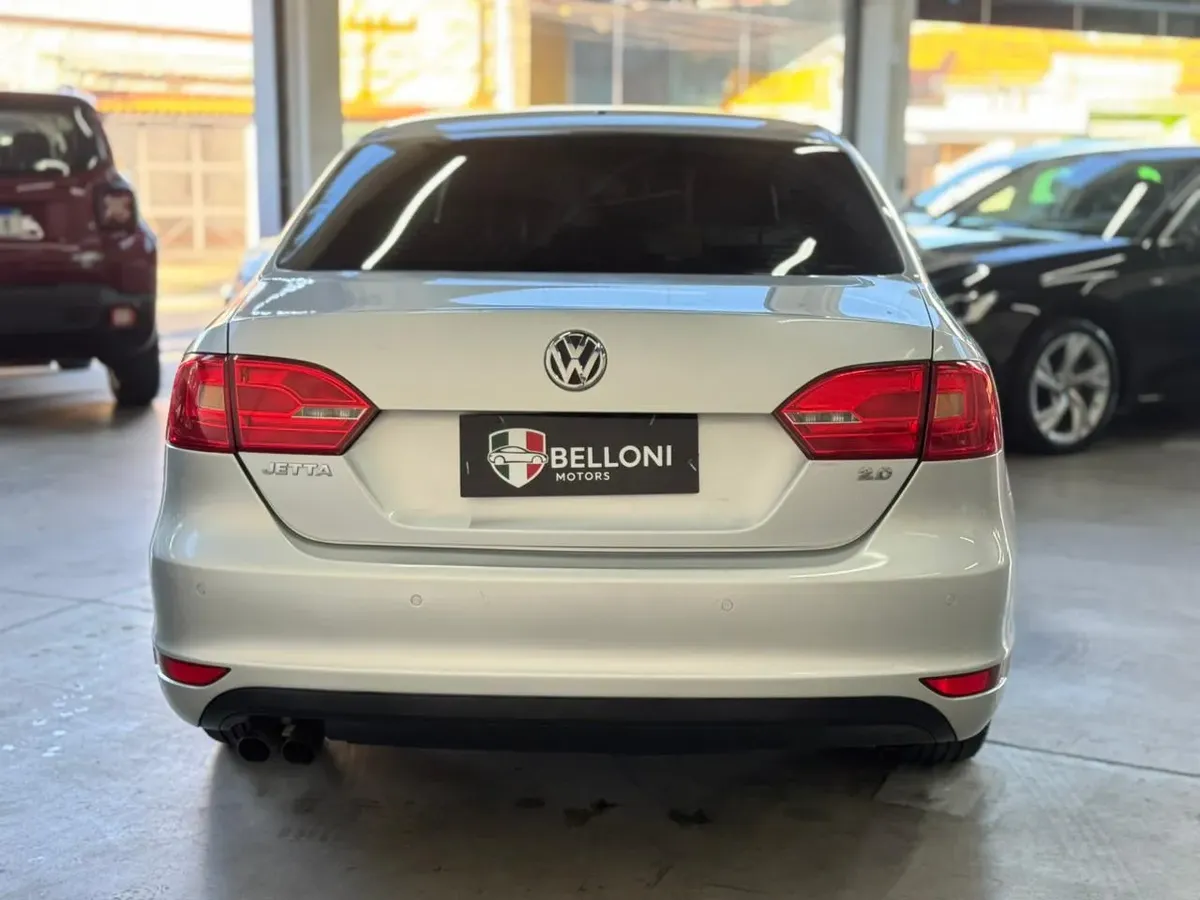 Volkswagen Jetta 2.0 Comfortline Flex 4p Automática foto 5