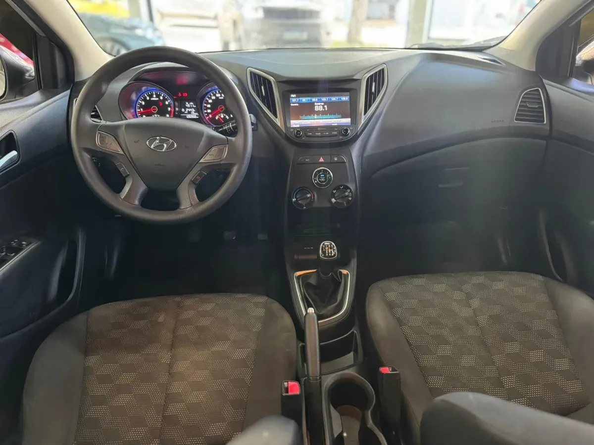 Hyundai HB20 1.6 Comfort Plus Flex 5p foto 8