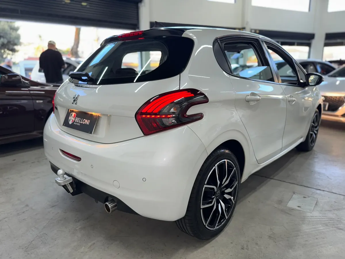 Peugeot 208 1.6 16v Allure Flex Aut. 5p foto 8