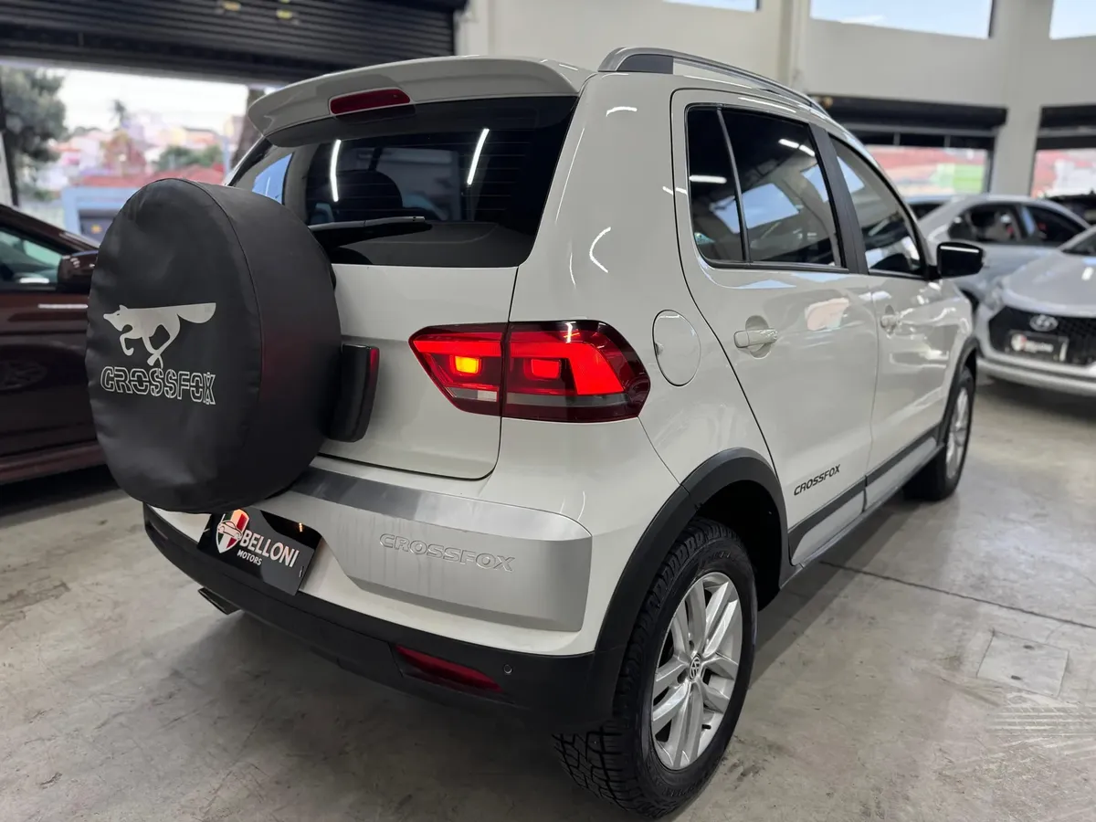 Volkswagen CrossFox 1.6 16v Msi Total Flex I-motion 5p foto 6