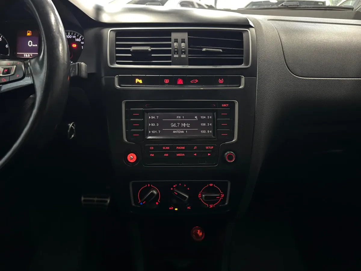 Volkswagen CrossFox 1.6 16v Msi Total Flex I-motion 5p foto 10